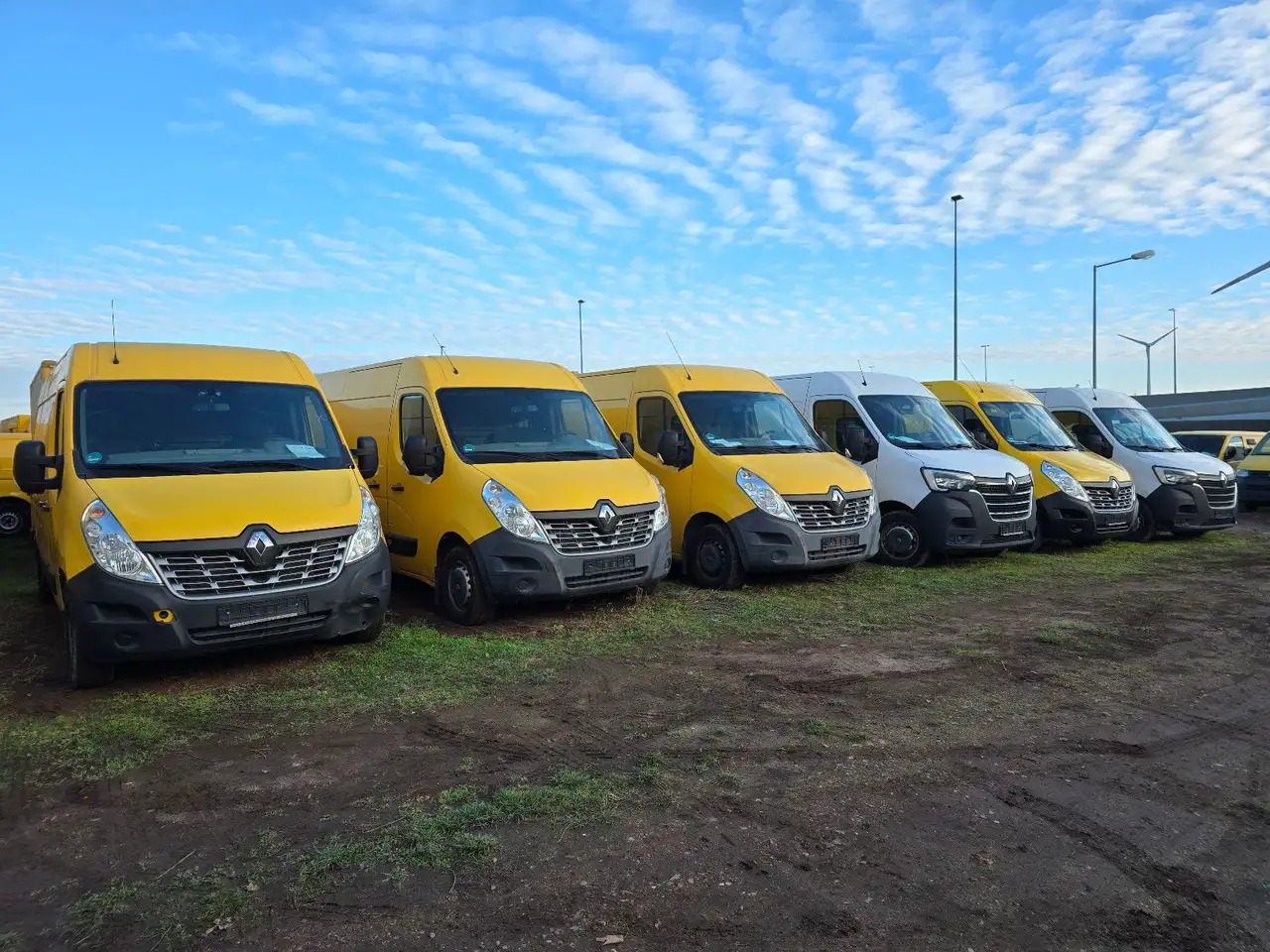 Renault Master Kasten/Scheckheft/1. Hand - Товарен бус: снимка 1 Renault Master Kasten/Scheckheft/1. Hand - Товарен бус: снимка 1