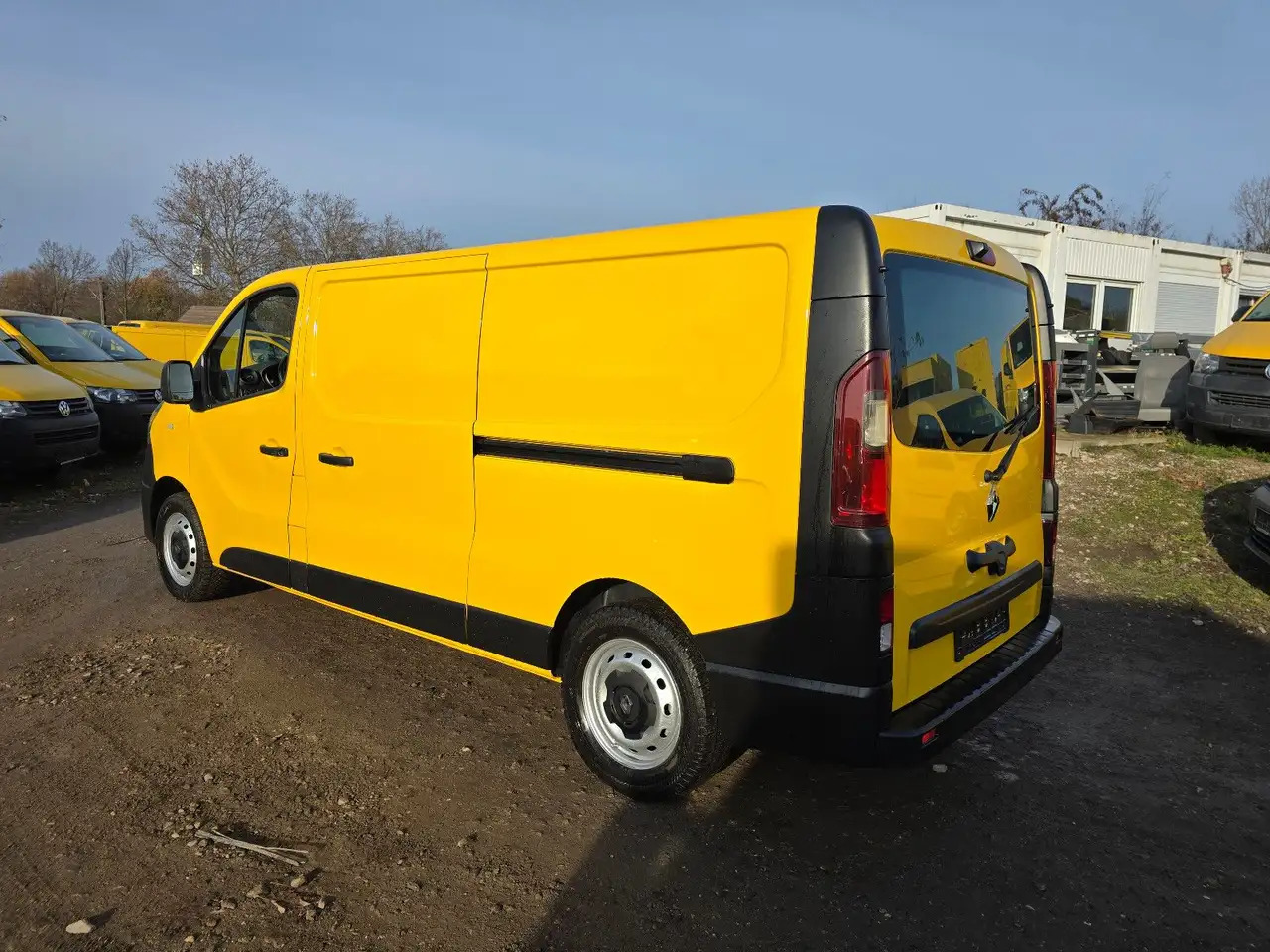 Renault Trafic Kasten L2H1 3,0t Komfort - Товарен бус: снимка 3 Renault Trafic Kasten L2H1 3,0t Komfort - Товарен бус: снимка 3