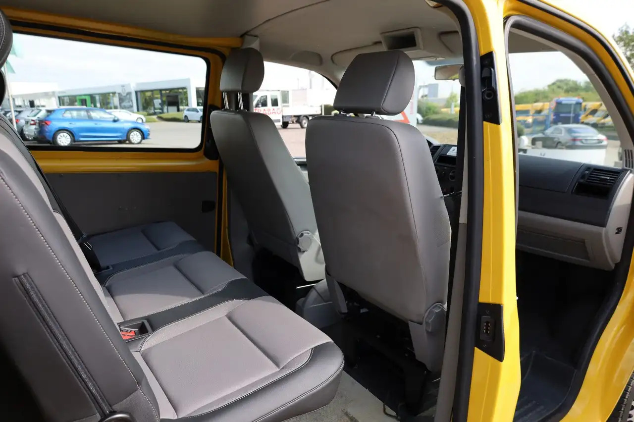Volkswagen T5 Transporter/ 2.0 TDI/EU5/1.Hand/5-Sitze - Бус с двойна кабина: снимка 3 Volkswagen T5 Transporter/ 2.0 TDI/EU5/1.Hand/5-Sitze - Бус с двойна кабина: снимка 3