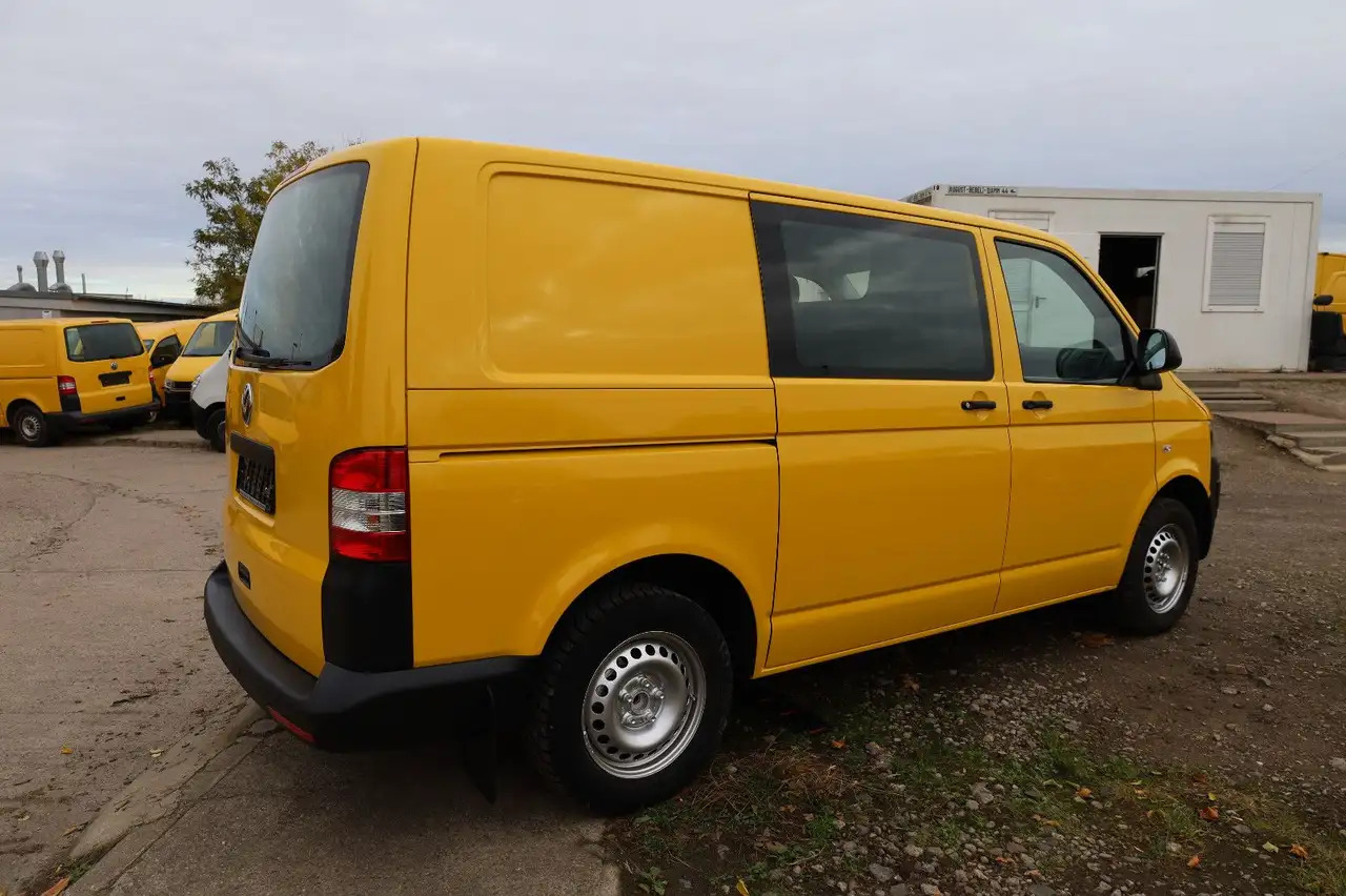 Volkswagen T5 Transporter/ 2.0 TDI/EU5/1.Hand - Товарен бус: снимка 4 Volkswagen T5 Transporter/ 2.0 TDI/EU5/1.Hand - Товарен бус: снимка 4