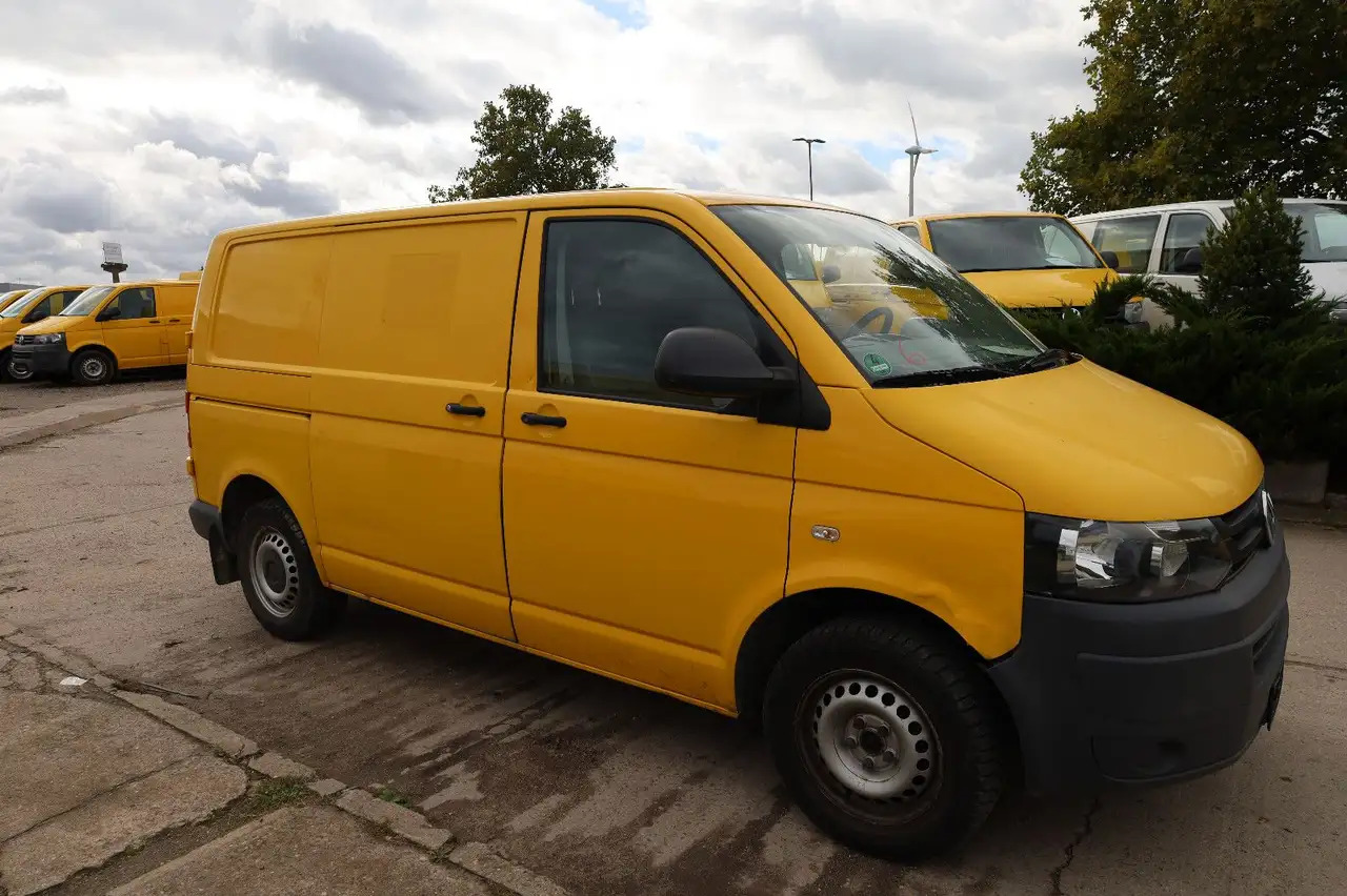 Volkswagen T5 Transporter/ 2.0 TDI/EU5/Flügeltüren - Товарен бус: снимка 2 Volkswagen T5 Transporter/ 2.0 TDI/EU5/Flügeltüren - Товарен бус: снимка 2