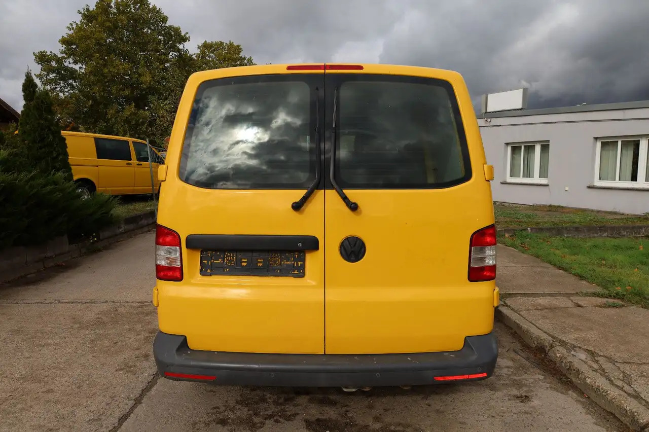 Volkswagen T5 Transporter/ 2.0 TDI/EU5/Flügeltüren - Товарен бус: снимка 5 Volkswagen T5 Transporter/ 2.0 TDI/EU5/Flügeltüren - Товарен бус: снимка 5