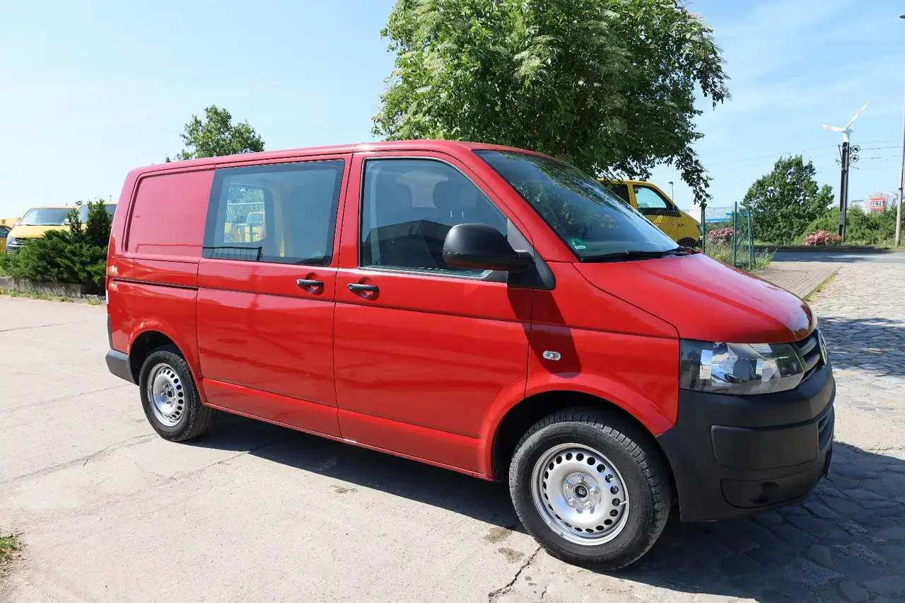 Volkswagen T5 Transporter Kasten-Kombi 2.0 TDI/EU5/1.Hand - Товарен бус: снимка 4 Volkswagen T5 Transporter Kasten-Kombi 2.0 TDI/EU5/1.Hand - Товарен бус: снимка 4