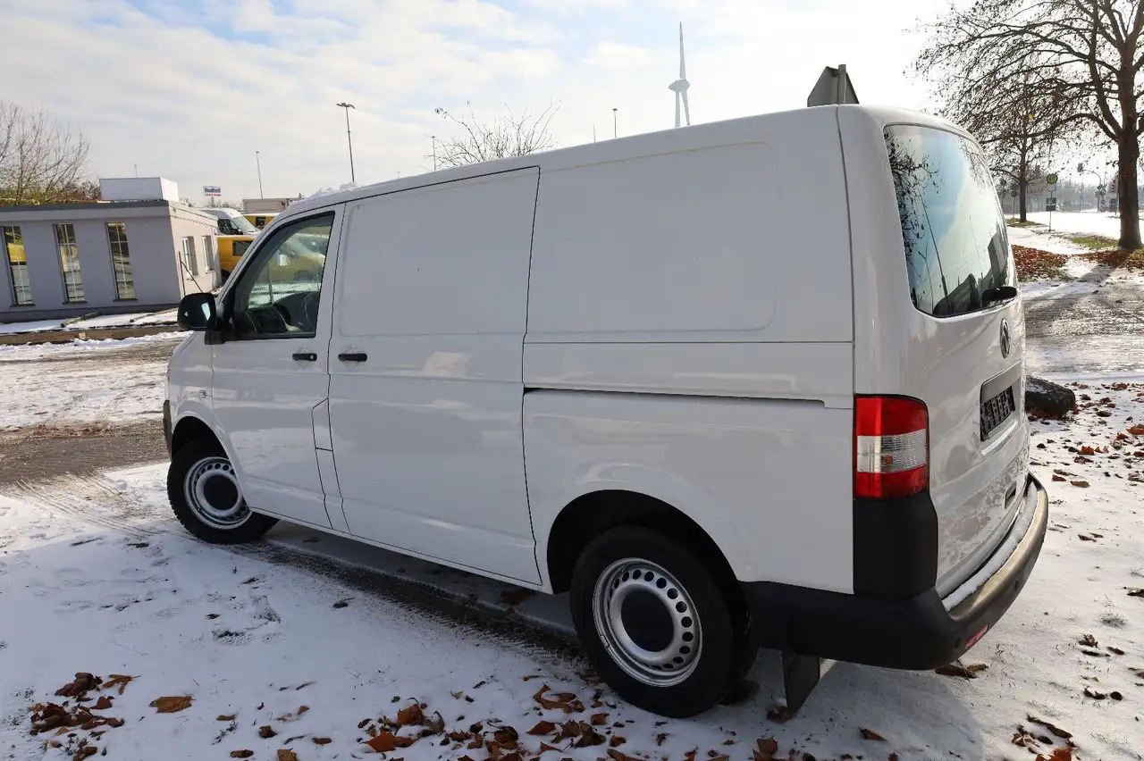 Volkswagen T5 Transporter Kasten-Kombi 2.0 TDI/EU5/1.Hand - Товарен бус: снимка 3 Volkswagen T5 Transporter Kasten-Kombi 2.0 TDI/EU5/1.Hand - Товарен бус: снимка 3