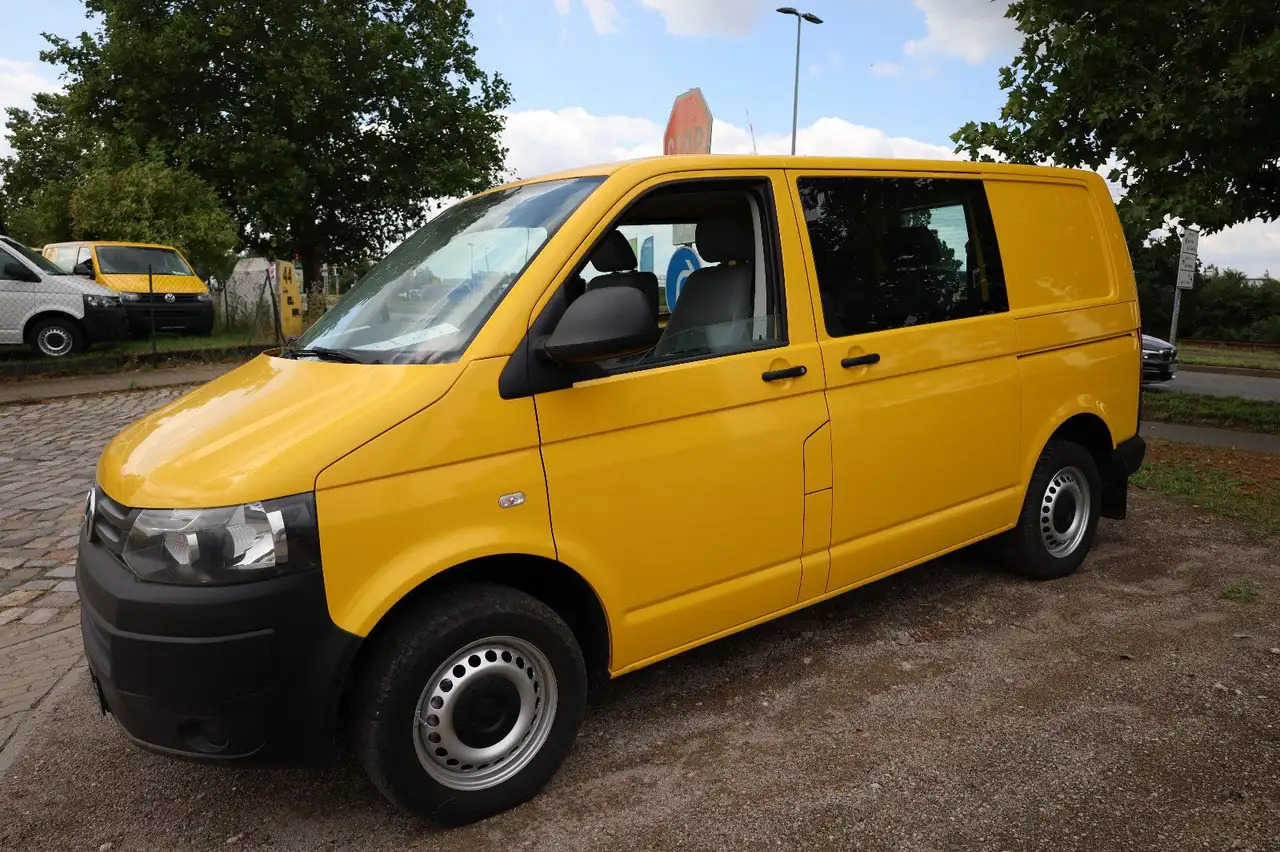 Volkswagen T5 Transporter Kasten-Kombi 2.0 TDI/EU5/5-Sitze - Бус с двойна кабина: снимка 5 Volkswagen T5 Transporter Kasten-Kombi 2.0 TDI/EU5/5-Sitze - Бус с двойна кабина: снимка 5