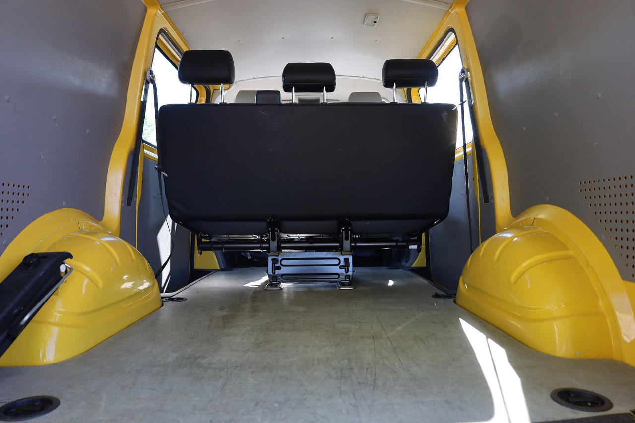 Пътнически бус Volkswagen T5 Transporter Kasten-Kombi 2.0 TDI/EU5/5-Sitze: снимка 8
