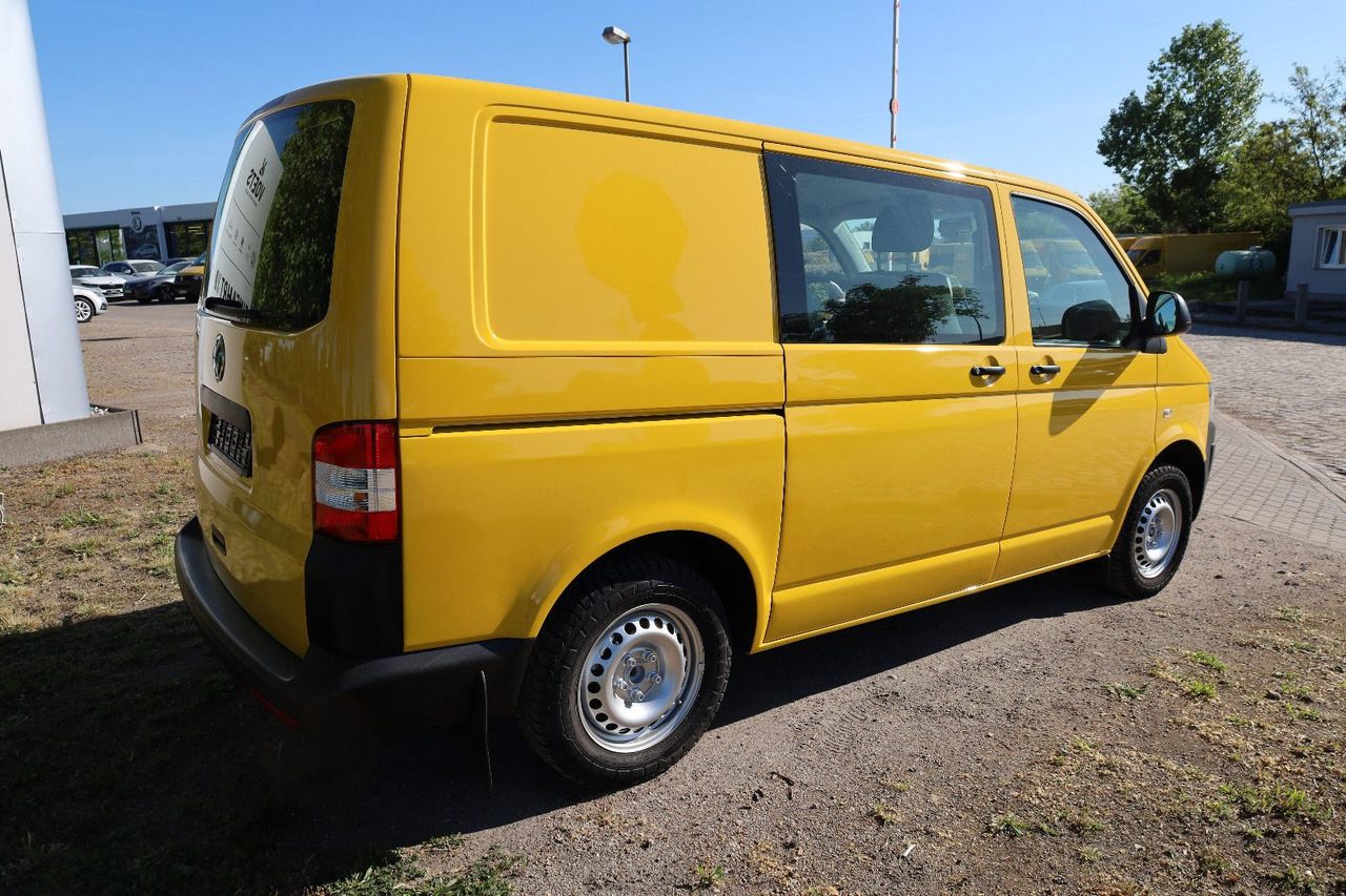 Volkswagen T5 Transporter Kasten-Kombi 2.0 TDI/EU5/5-Sitze - Пътнически бус: снимка 4 Volkswagen T5 Transporter Kasten-Kombi 2.0 TDI/EU5/5-Sitze - Пътнически бус: снимка 4