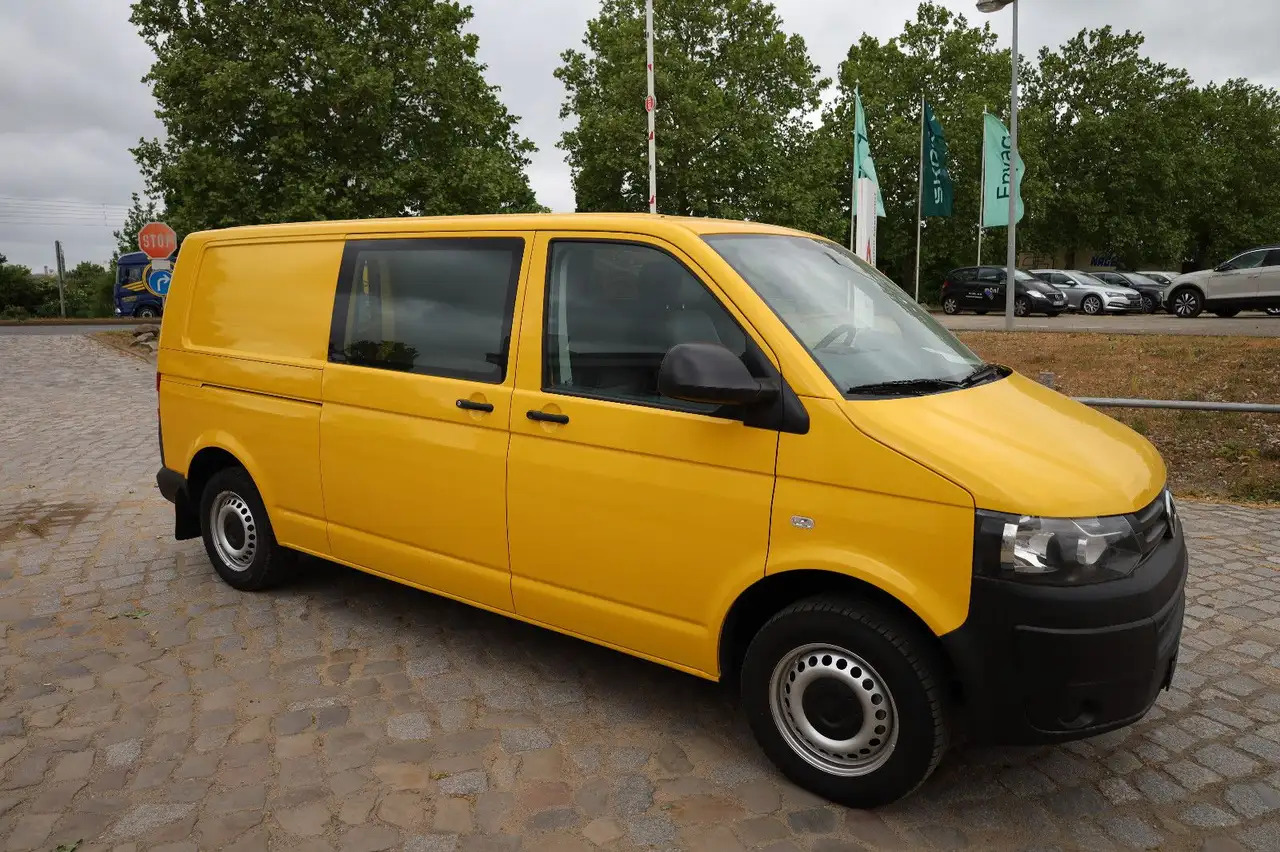 Volkswagen T5 lang Transporter Kasten-Kombi 2.0 TDI/EU5 - Товарен бус: снимка 4 Volkswagen T5 lang Transporter Kasten-Kombi 2.0 TDI/EU5 - Товарен бус: снимка 4