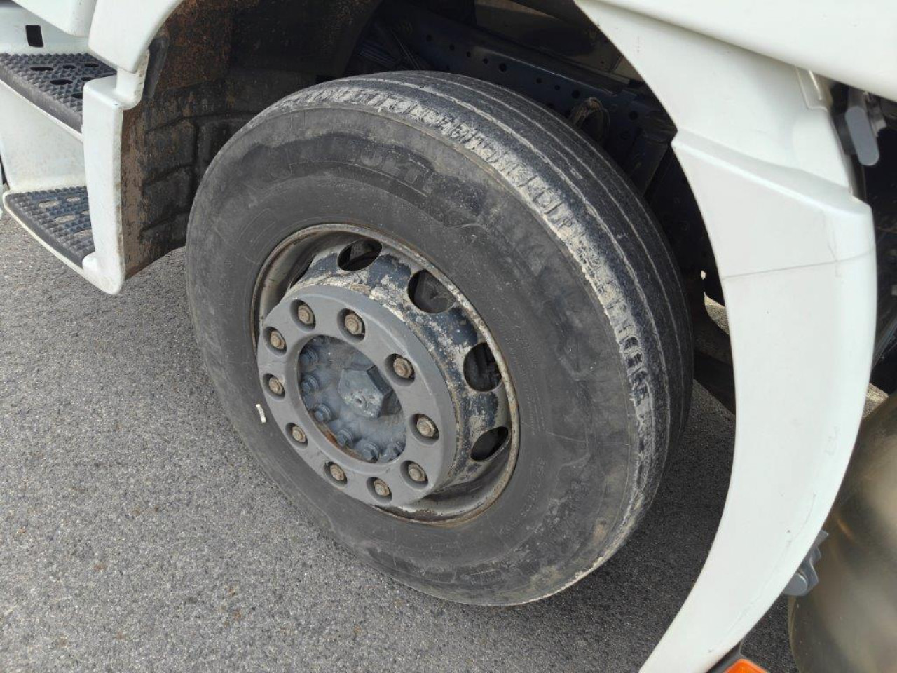 IVECO Stralis AS440S46T/PLNG Intarder Klima Luftfeder ZV - Влекач: снимка 5 IVECO Stralis AS440S46T/PLNG Intarder Klima Luftfeder ZV - Влекач: снимка 5