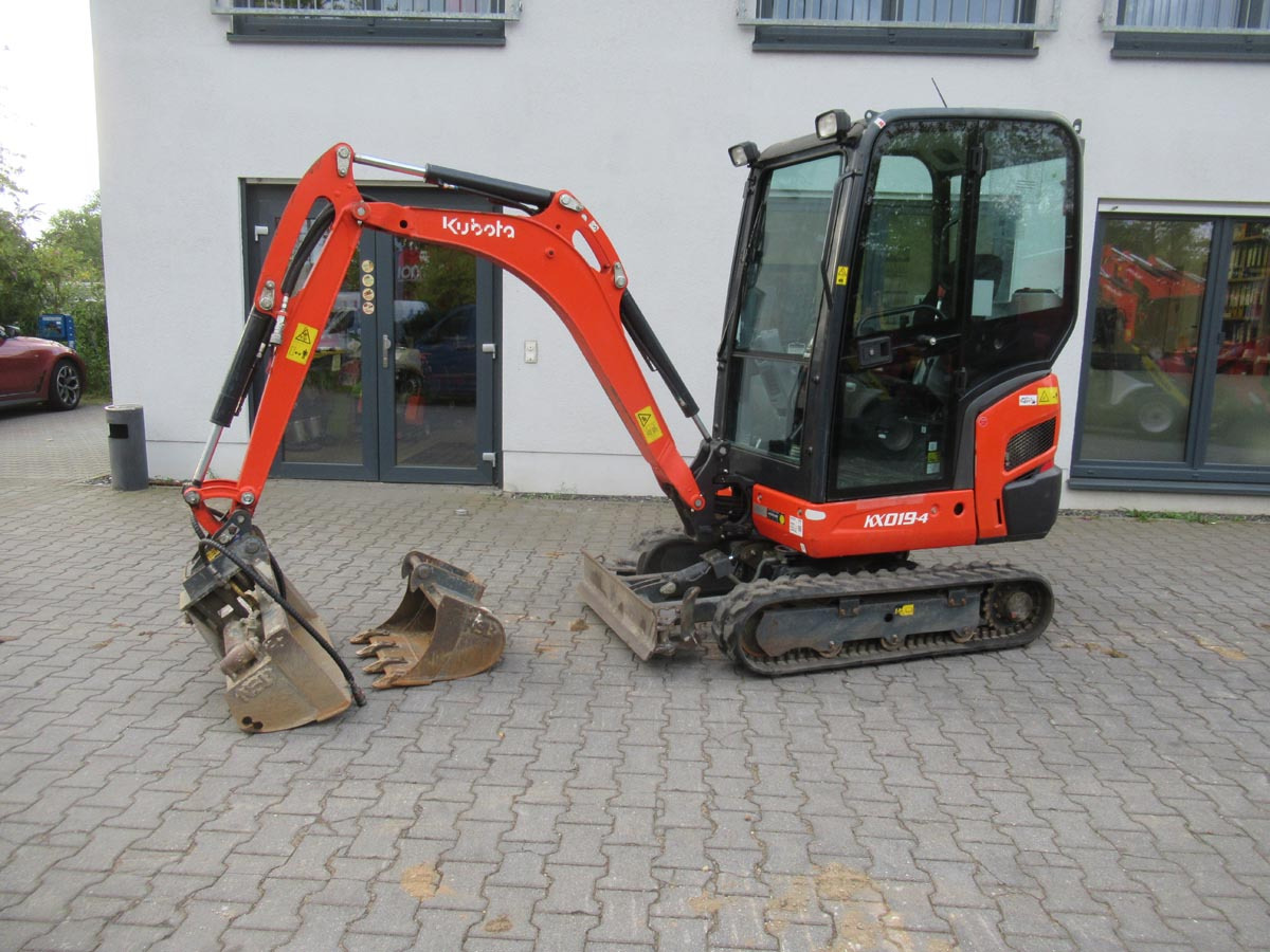 Kubota KX019-4 - Мини багер: снимка 1 Kubota KX019-4 - Мини багер: снимка 1