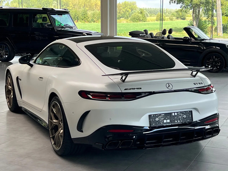 Mercedes-Benz AMG GT GT63 4MATIC+***NIGHT PAKKET**AERO+BURM*NEW 2025* - Купе: снимка 4 Mercedes-Benz AMG GT GT63 4MATIC+***NIGHT PAKKET**AERO+BURM*NEW 2025* - Купе: снимка 4