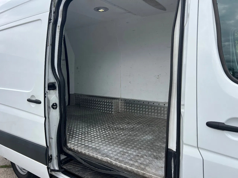 Хладилен бус Mercedes-Benz Sprinter 319 LAMBERET-KERSTNER Fridge/**319 V6 Euro6**: снимка 10