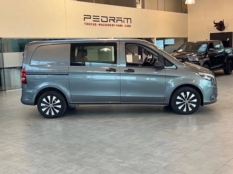 Mercedes-Benz Vito 119 4x4*4-MATIC*6 Seats*TOP CONDITIE* - Товарен бус, Бус с двойна кабина: снимка 3 Mercedes-Benz Vito 119 4x4*4-MATIC*6 Seats*TOP CONDITIE* - Товарен бус, Бус с двойна кабина: снимка 3