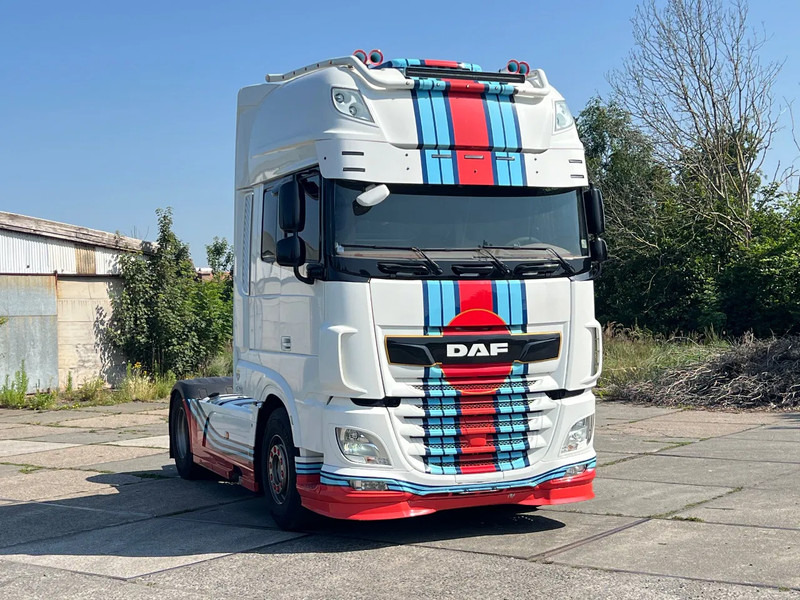 DAF XF 530 MARTINI RACING XF530 full options - Влекач: снимка 1 DAF XF 530 MARTINI RACING XF530 full options - Влекач: снимка 1