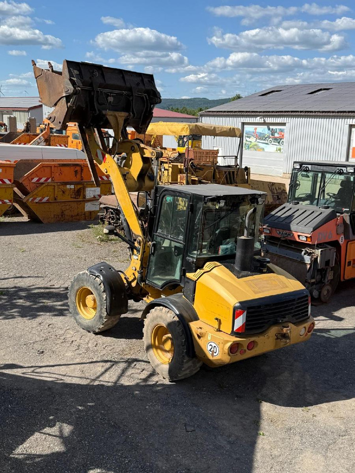 Колесен товарач Caterpillar 908 H 2 mal verfügbar: снимка 26