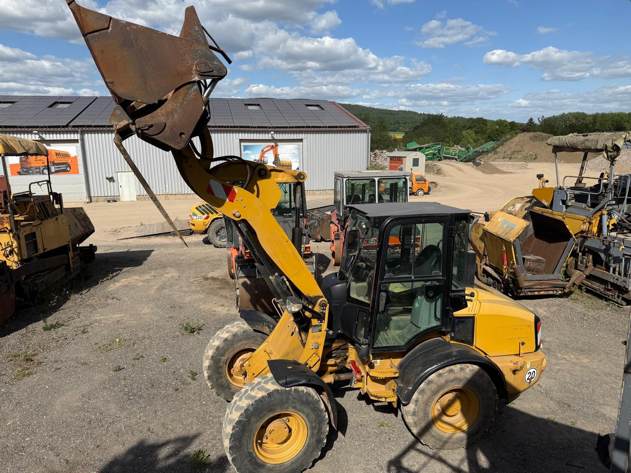 Колесен товарач Caterpillar 908 H 2 mal verfügbar: снимка 27