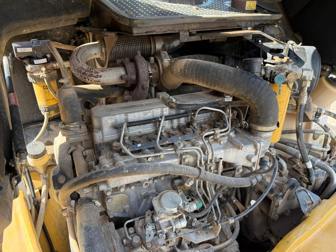 Колесен товарач Caterpillar 908 H 2 mal verfügbar: снимка 8