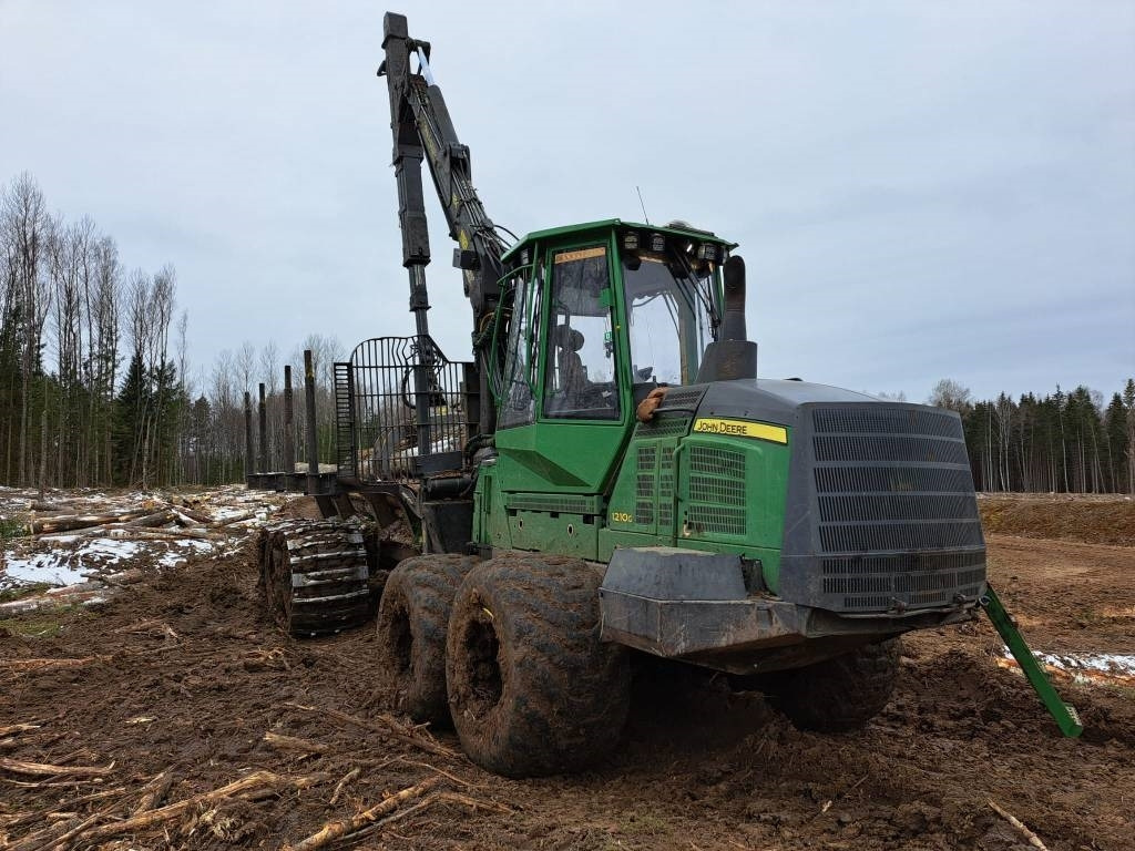 John Deere 1210 G - Форвардер: снимка 2 John Deere 1210 G - Форвардер: снимка 2