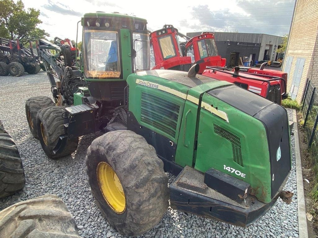 John Deere 1470 E - Харвестер: снимка 2 John Deere 1470 E - Харвестер: снимка 2