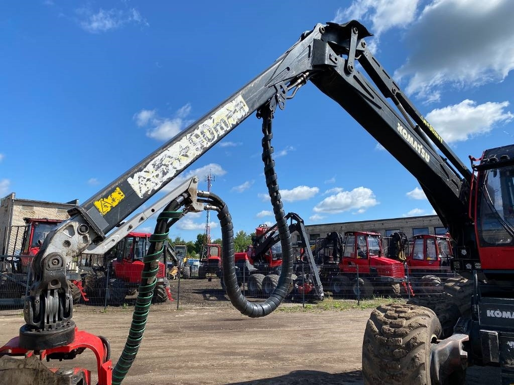 Харвестер Komatsu 911: снимка 10