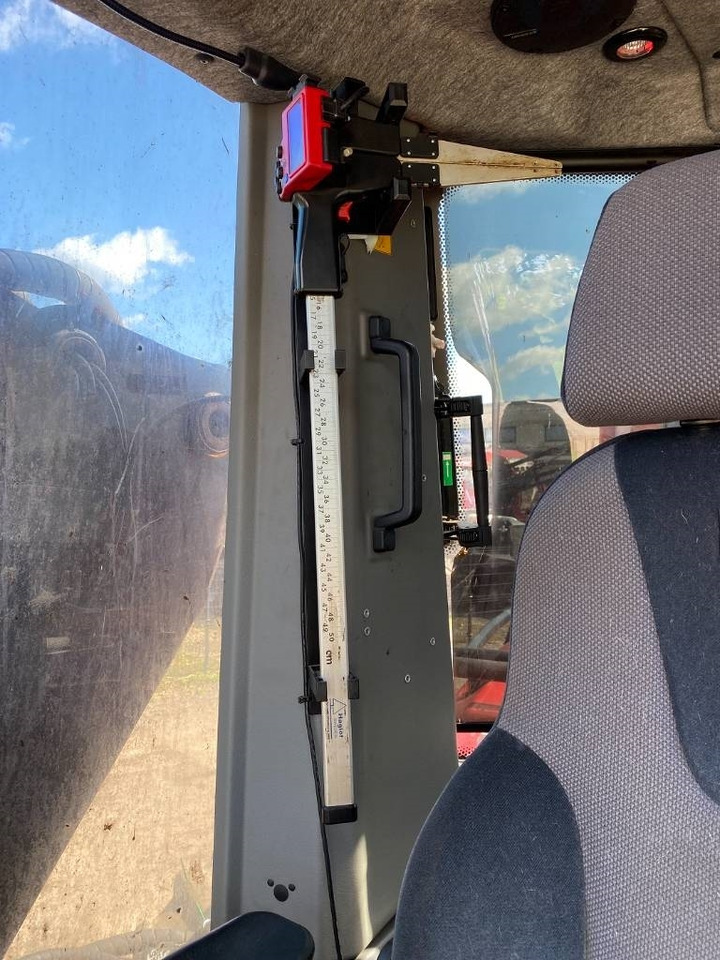 Харвестер Komatsu 911: снимка 16