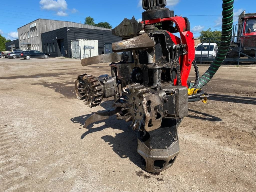 Харвестер Komatsu 911: снимка 9