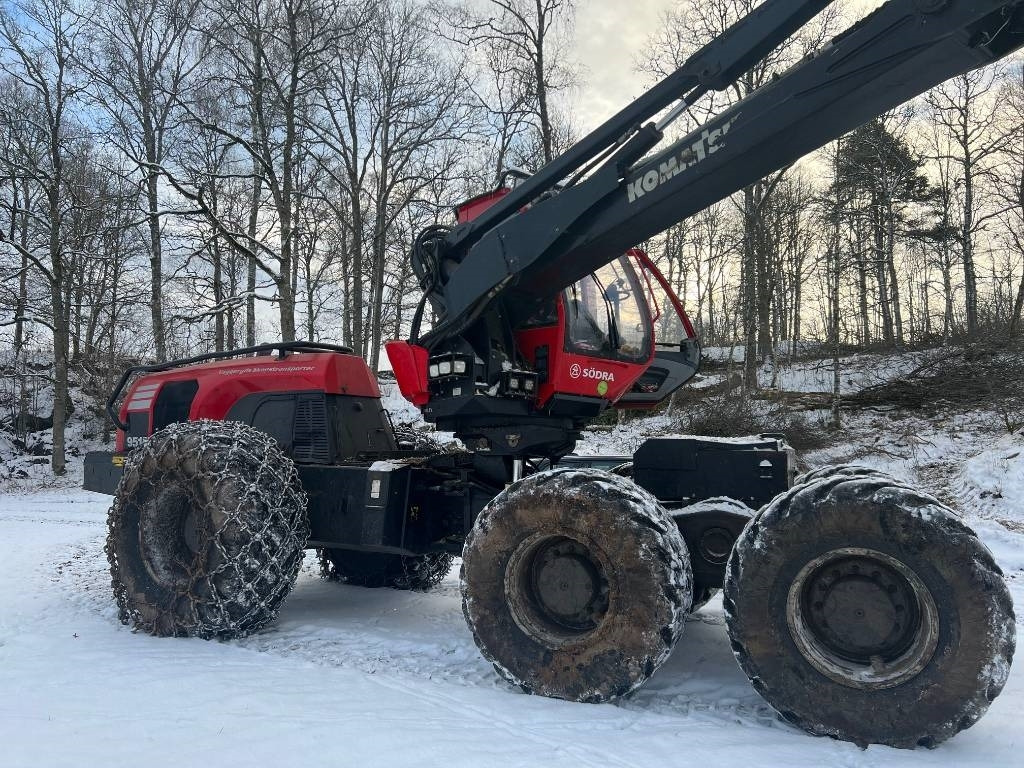 Komatsu 951 - Харвестер: снимка 1 Komatsu 951 - Харвестер: снимка 1