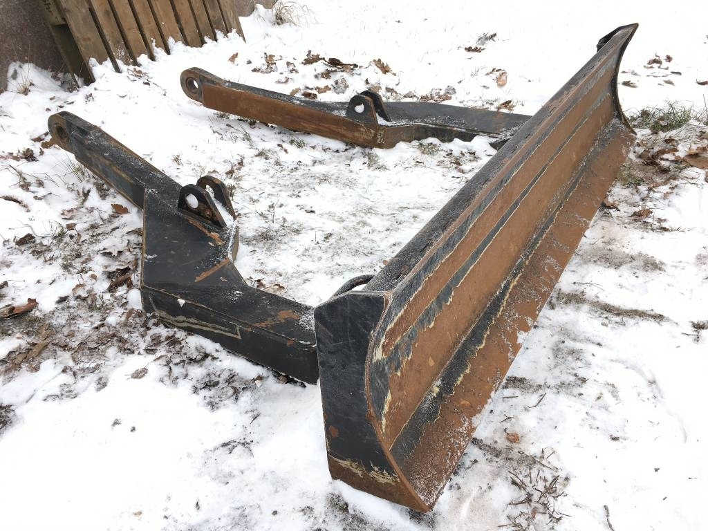 Komatsu Dozer blade - Гребло за Горска техника: снимка 1 Komatsu Dozer blade - Гребло за Горска техника: снимка 1