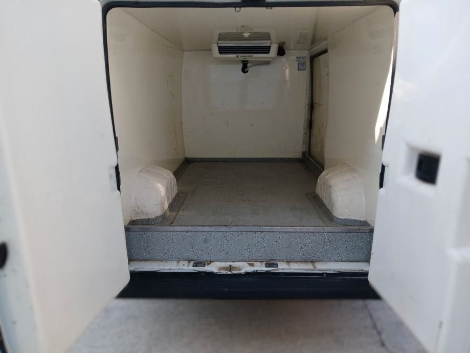 Citroën Jumper Kasten 35 L2H1 Profi BlueHDi 130 - Хладилен бус: снимка 4 Citroën Jumper Kasten 35 L2H1 Profi BlueHDi 130 - Хладилен бус: снимка 4