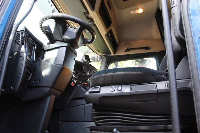 Mercedes-Benz Actros 4 2-Achser BM 963 1846 OM470 4x2 SZM - Влекач: снимка 4 Mercedes-Benz Actros 4 2-Achser BM 963 1846 OM470 4x2 SZM - Влекач: снимка 4