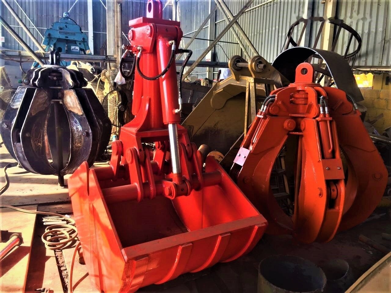 AME Hydraulic Clamshell (1.5 CBM) Suitable for 18-30 Ton Excavator - Грайферна кофа за Багер: снимка 3 AME Hydraulic Clamshell (1.5 CBM) Suitable for 18-30 Ton Excavator - Грайферна кофа за Багер: снимка 3
