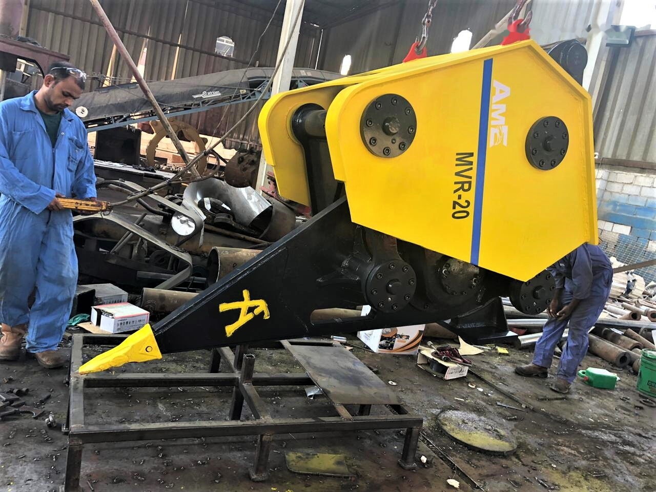 AME Vibro Ripper (MVR 20) - Скарификатор за Багер: снимка 1 AME Vibro Ripper (MVR 20) - Скарификатор за Багер: снимка 1