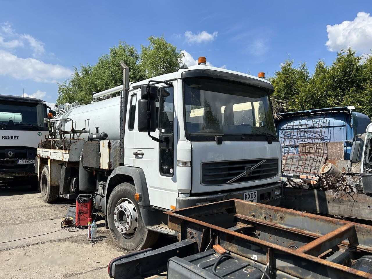 Volvo FL6.18 - Каналопочистваща машина: снимка 1 Volvo FL6.18 - Каналопочистваща машина: снимка 1