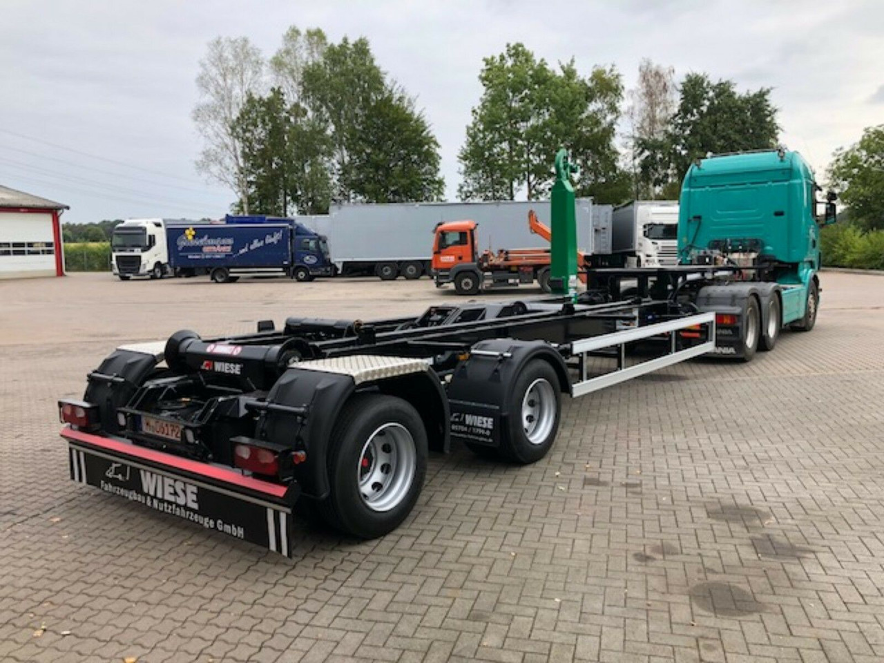 Auflieger Abrollkipper Hakenlift Hooklift - Контейнеровоз/ Сменна каросерия полуремарке: снимка 3 Auflieger Abrollkipper Hakenlift Hooklift - Контейнеровоз/ Сменна каросерия полуремарке: снимка 3