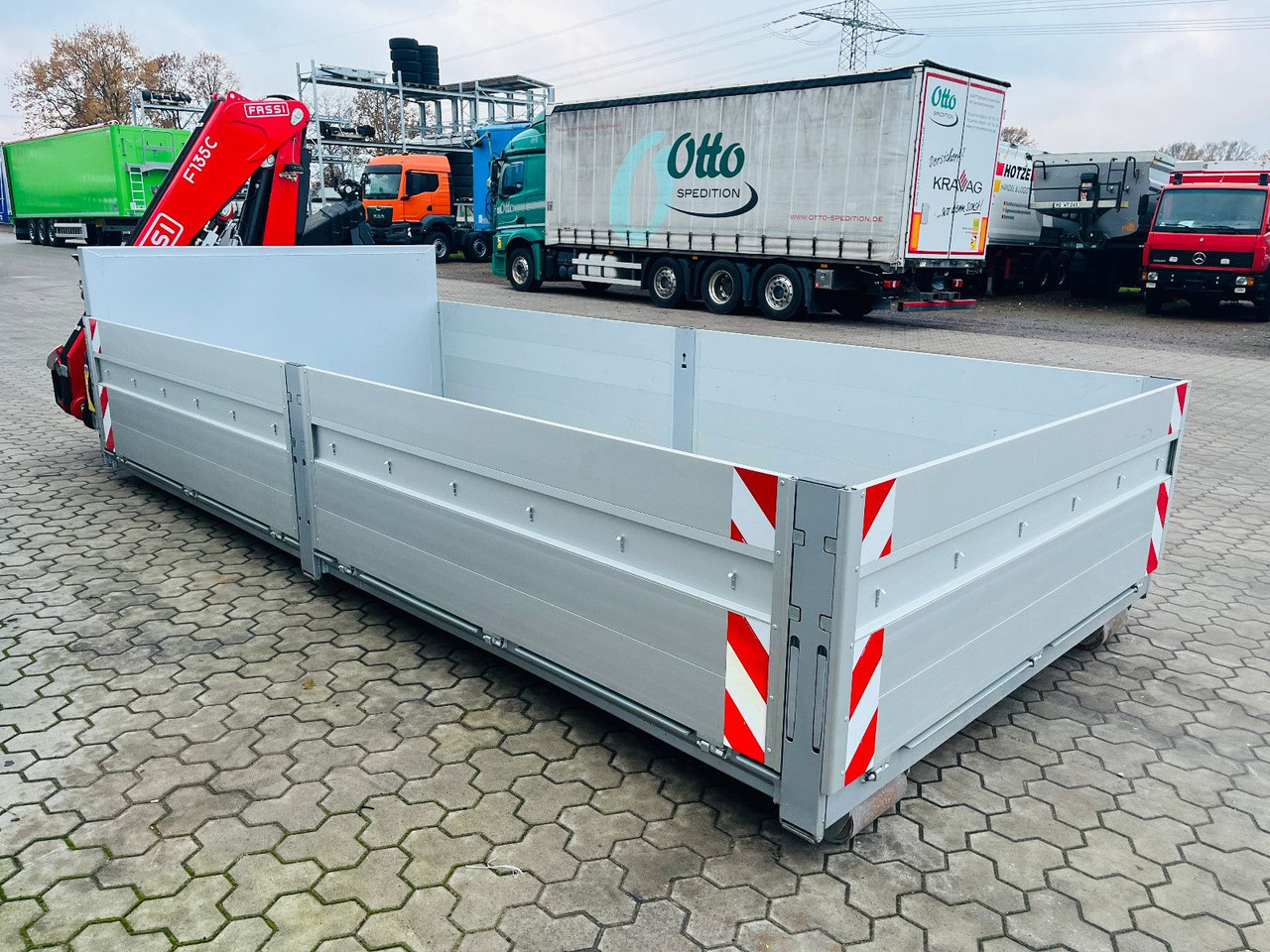 Container mit Fassi Kran, Krancontainer - Мултилифт контейнер: снимка 2 Container mit Fassi Kran, Krancontainer - Мултилифт контейнер: снимка 2