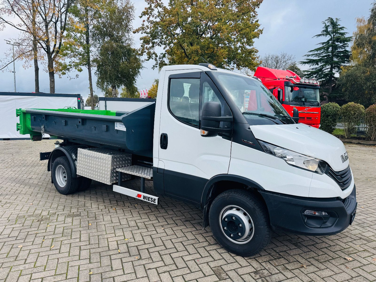 Iveco Daily 70C18H Hyva Abrollkipper - Мултилифт с кука камион: снимка 4 Iveco Daily 70C18H Hyva Abrollkipper - Мултилифт с кука камион: снимка 4