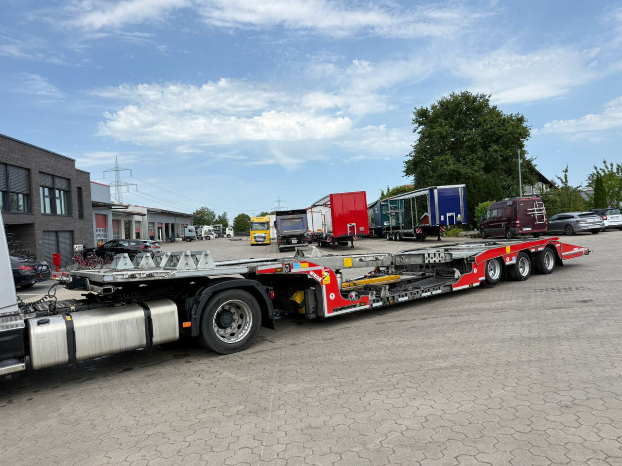 Kässbohrer K.SOK Truck/Car Transporter - Автовоз полуремарке: снимка 4 Kässbohrer K.SOK Truck/Car Transporter - Автовоз полуремарке: снимка 4