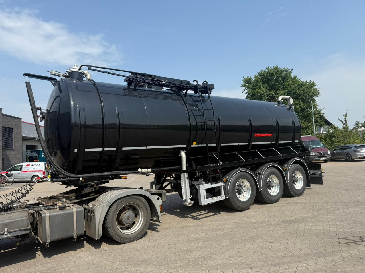 Kässbohrer K.STN L 30 Edelstahl Tanker Gülle Naturabfall - Полуремарке цистерна: снимка 4 Kässbohrer K.STN L 30 Edelstahl Tanker Gülle Naturabfall - Полуремарке цистерна: снимка 4