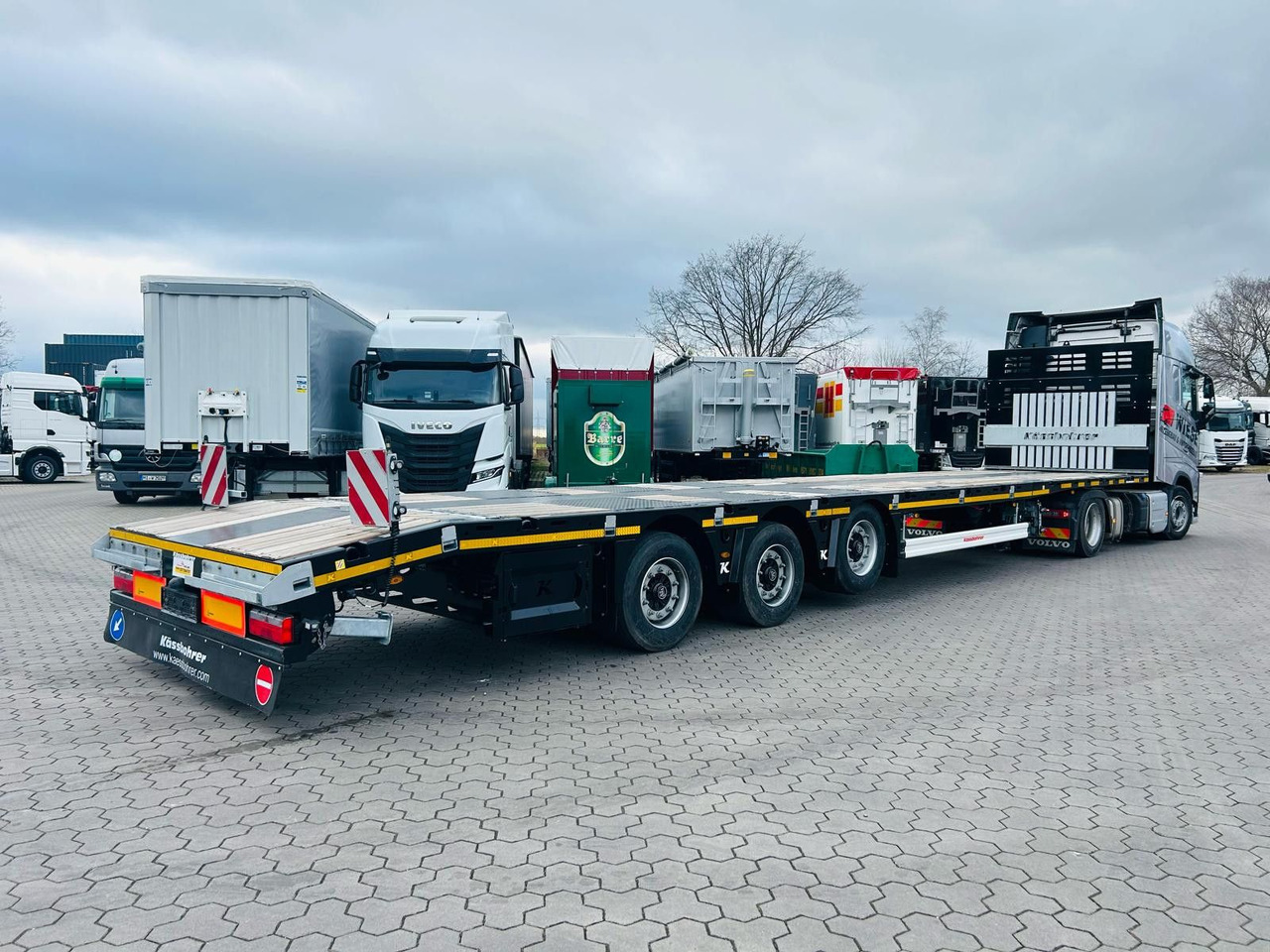 Kässbohrer SPS Mega Schwerlast Plattform Lenkachse - Бордово полуремарке/ Платформа: снимка 2 Kässbohrer SPS Mega Schwerlast Plattform Lenkachse - Бордово полуремарке/ Платформа: снимка 2