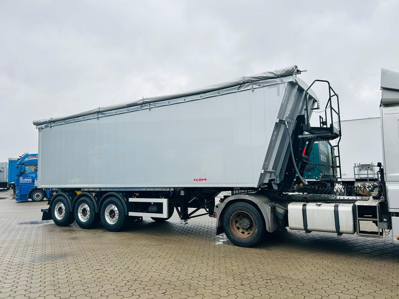 Kempf SKM 36/3 AK Alu Kipper 55 m³ Waschgerät - Самосвал полуремарке: снимка 3 Kempf SKM 36/3 AK Alu Kipper 55 m³ Waschgerät - Самосвал полуремарке: снимка 3