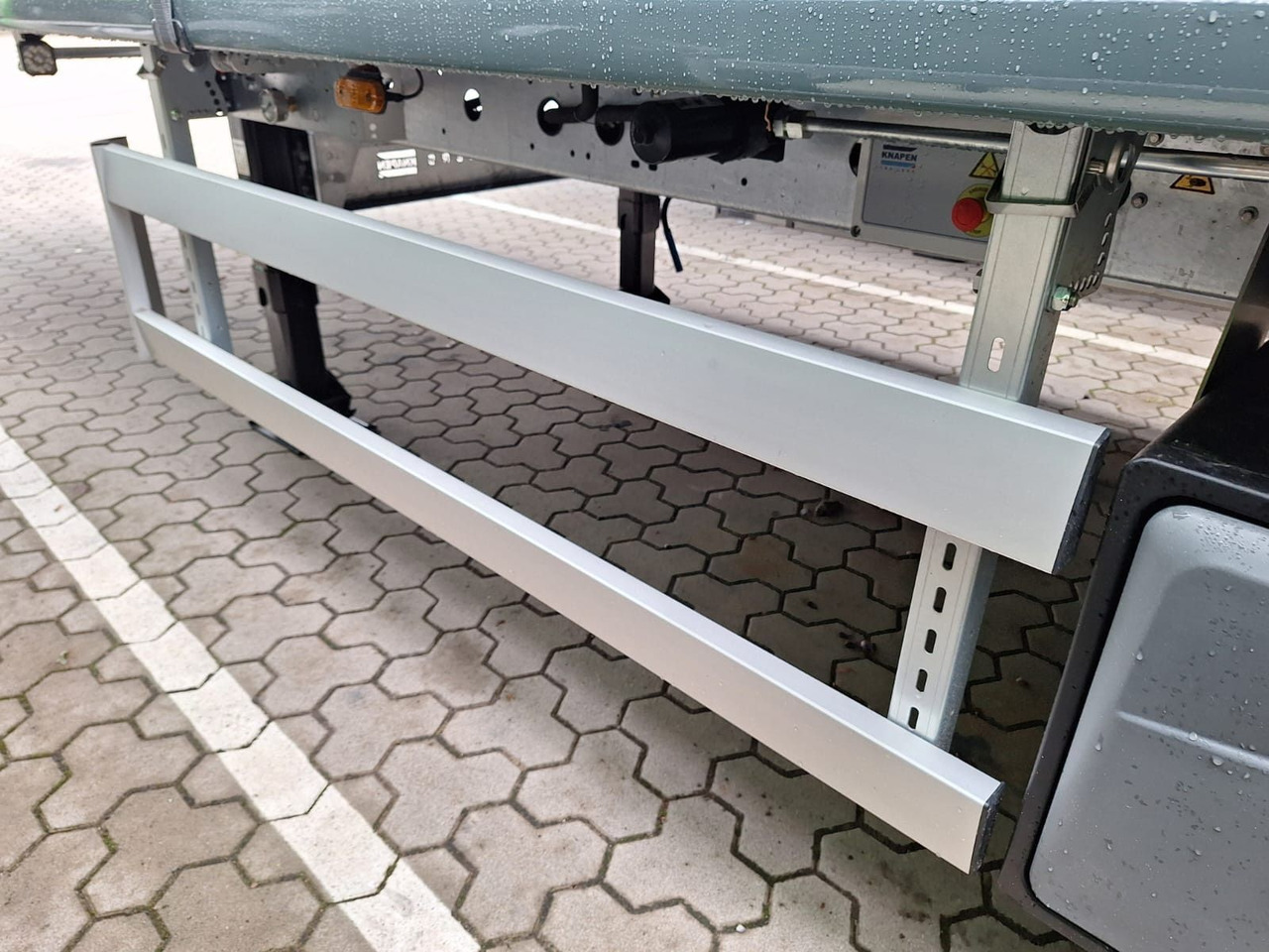 Knapen 92 m³ 10 mm Boden günstig - С плъзгащ под полуремарке: снимка 4 Knapen 92 m³ 10 mm Boden günstig - С плъзгащ под полуремарке: снимка 4