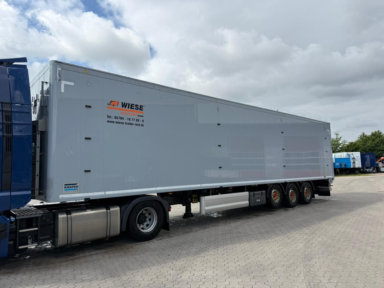 Knapen K100 Schubboden 92m³ 10mm Boden sehr sauber - С плъзгащ под полуремарке: снимка 2 Knapen K100 Schubboden 92m³ 10mm Boden sehr sauber - С плъзгащ под полуремарке: снимка 2