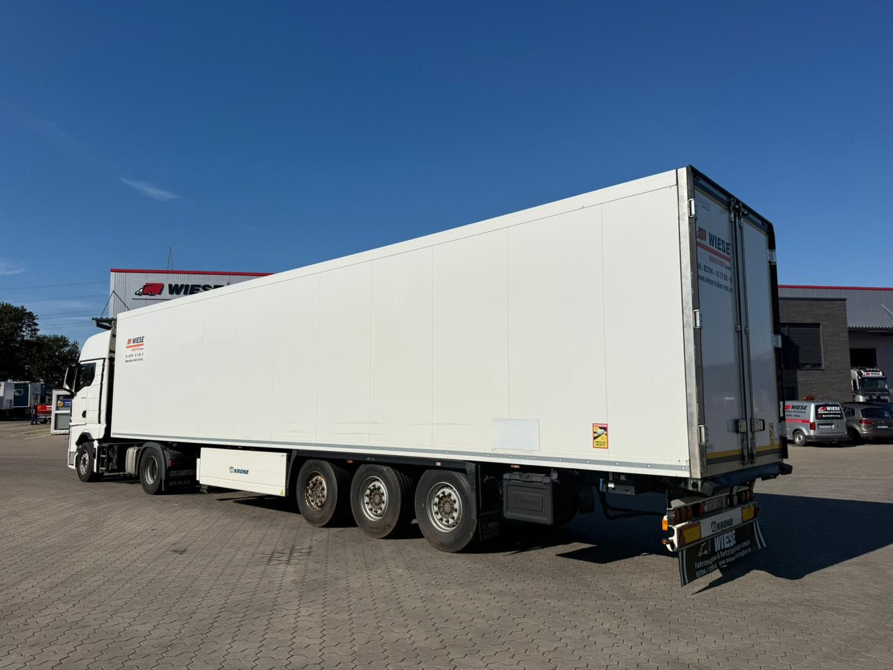Krone SDR 27 Tiefkühl Auflieger Doppelstock Carrier - Затворена каросерия полуремарке: снимка 5 Krone SDR 27 Tiefkühl Auflieger Doppelstock Carrier - Затворена каросерия полуремарке: снимка 5