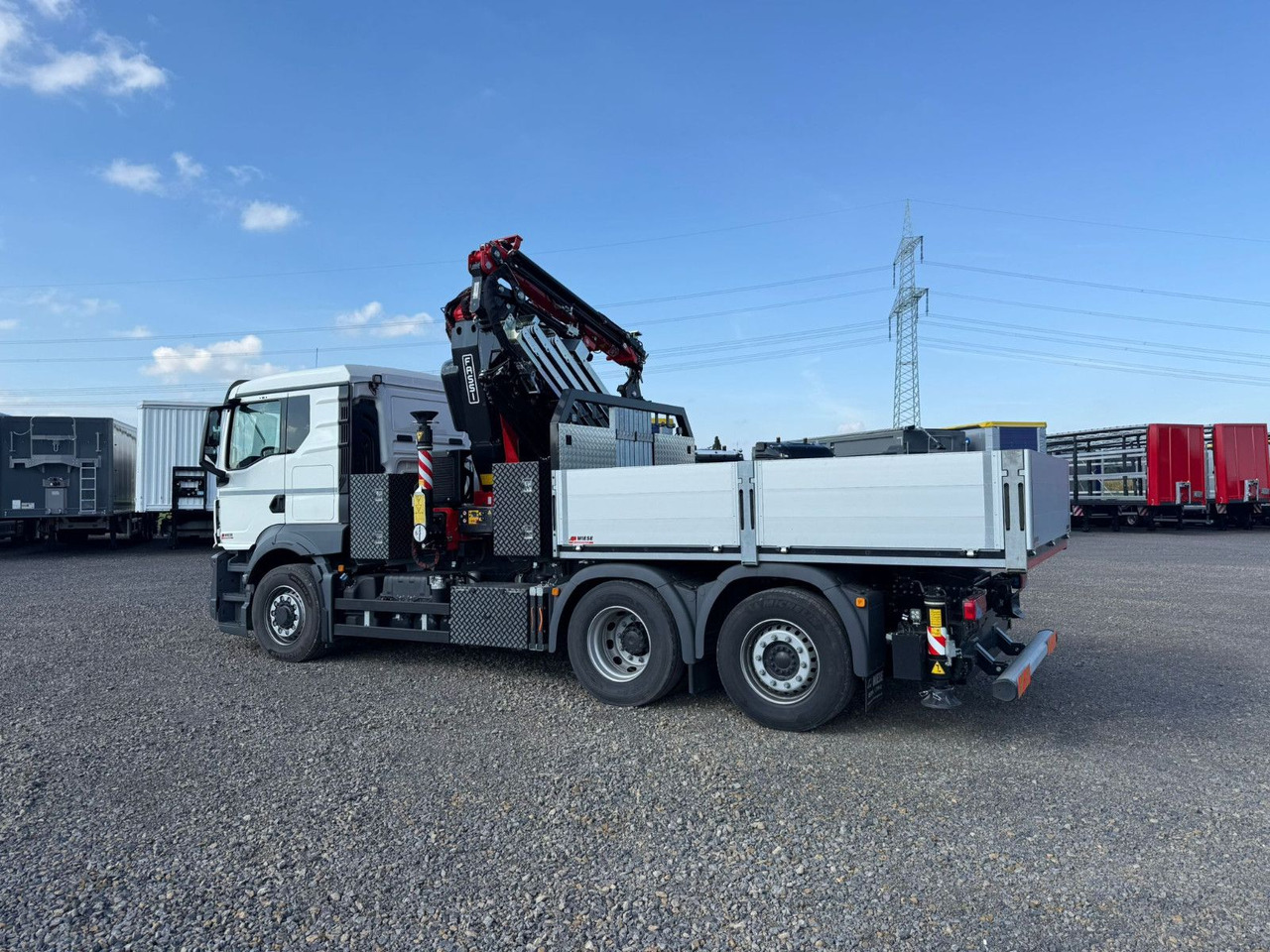MAN 26.470 6x4-4 Hydrodrive Fassi Kran F545 Jib - Бордови камион, Камион с кран: снимка 3 MAN 26.470 6x4-4 Hydrodrive Fassi Kran F545 Jib - Бордови камион, Камион с кран: снимка 3