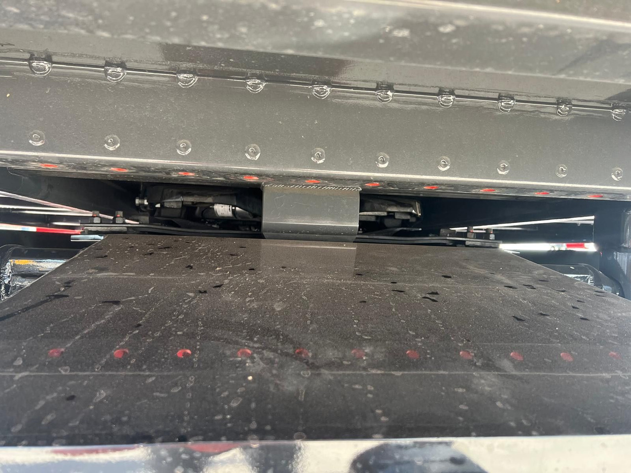 MAN 8x4 mit F1150RA.2.28 L616 Winde - Камион с кран: снимка 4 MAN 8x4 mit F1150RA.2.28 L616 Winde - Камион с кран: снимка 4