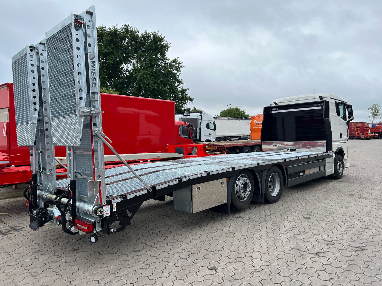 MAN Baumaschinen-  Arbeitsbühnentransporter Rampen - Камион пътна помощ: снимка 5 MAN Baumaschinen-  Arbeitsbühnentransporter Rampen - Камион пътна помощ: снимка 5