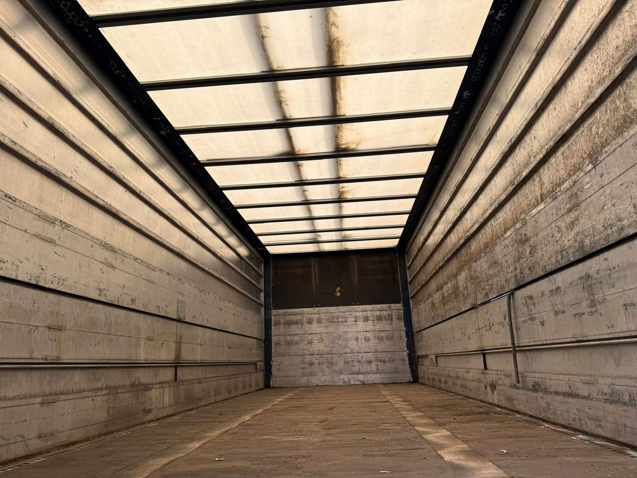 За напитки камион MAN TGA Schwenkwand-Getränkeaufbau incl. Anhänger: снимка 13 За напитки камион MAN TGA Schwenkwand-Getränkeaufbau incl. Anhänger: снимка 13