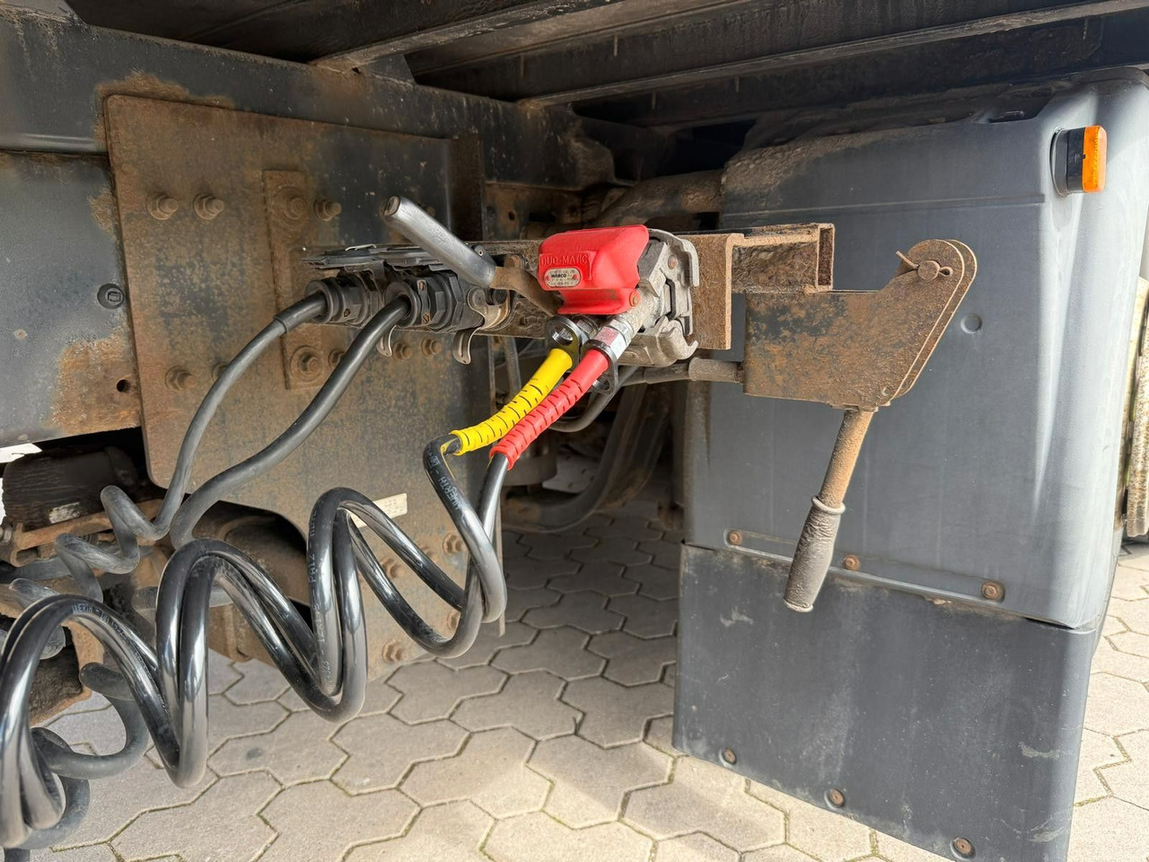 За напитки камион MAN TGA Schwenkwand-Getränkeaufbau incl. Anhänger: снимка 14 За напитки камион MAN TGA Schwenkwand-Getränkeaufbau incl. Anhänger: снимка 14