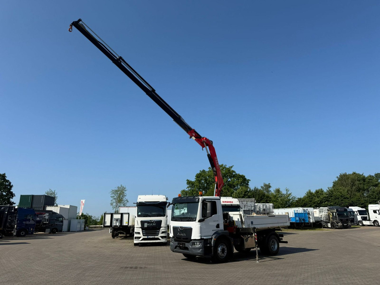 MAN TGM 18.320 4x2 BB mit Fassi F135 Kipper Kran - Самосвал камион, Камион с кран: снимка 3 MAN TGM 18.320 4x2 BB mit Fassi F135 Kipper Kran - Самосвал камион, Камион с кран: снимка 3