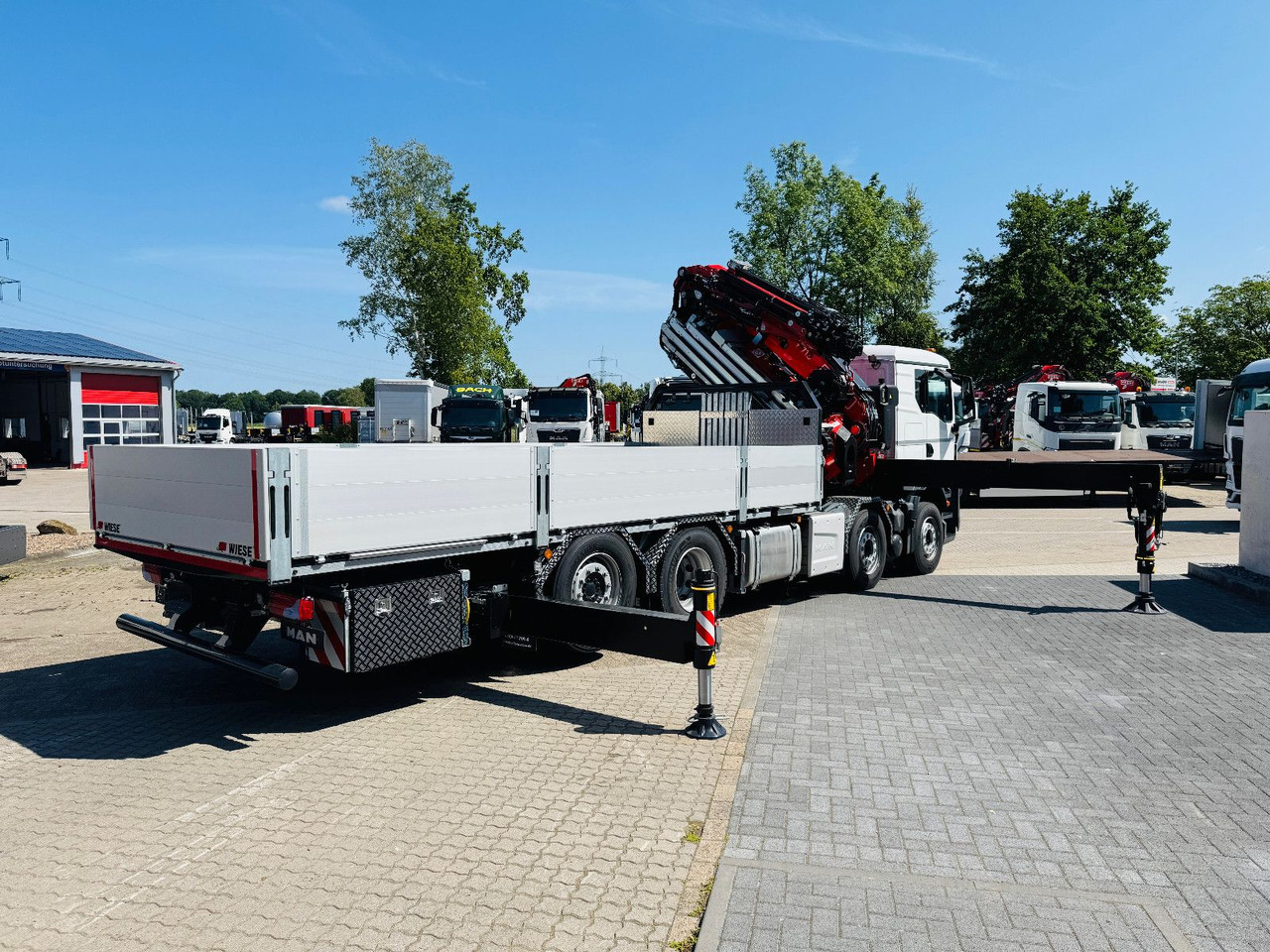 MAN TGS 32.510 mit F710 Frontkran sofort - Камион с кран: снимка 4 MAN TGS 32.510 mit F710 Frontkran sofort - Камион с кран: снимка 4